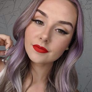 Meet your Posher, Lesleigh